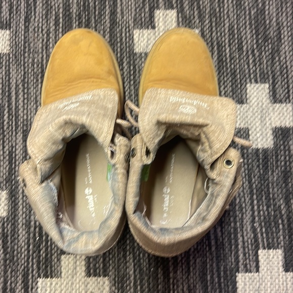 Timberland Size 7 Boots Women’s - Picture 4 of 6